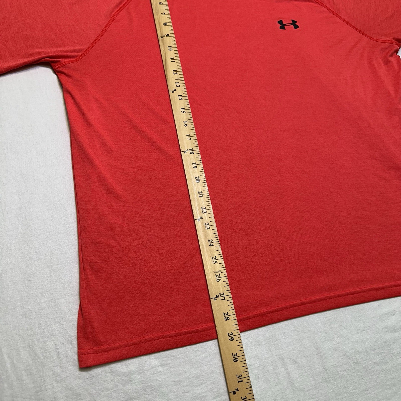 UNDER ARMOUR HEATGEAR-Red Perform.Poly, Mens Athletic/Fitness T.Shirt-(XL) thumbnail 5