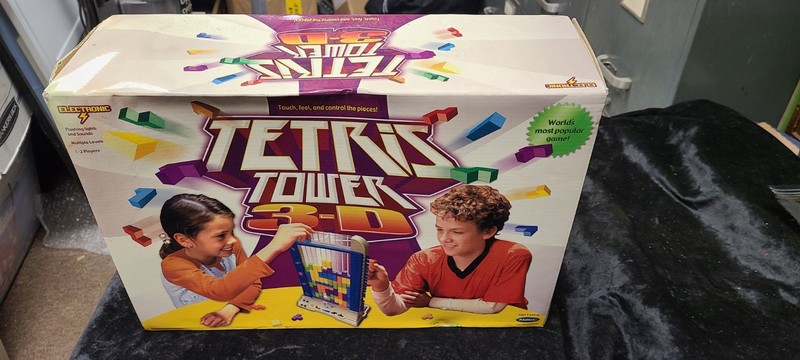 2003 Radica TETRIS TOWER 3-D Electronic Game New in Damaged Stained Sealed Box