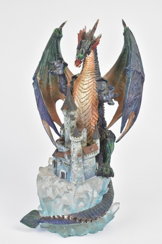 Vahkidor Limited edition Dragon figurine Number 0121 of 1500 TLC needed Boxed