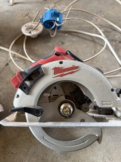 Milwaukee 263120 Circular Saw