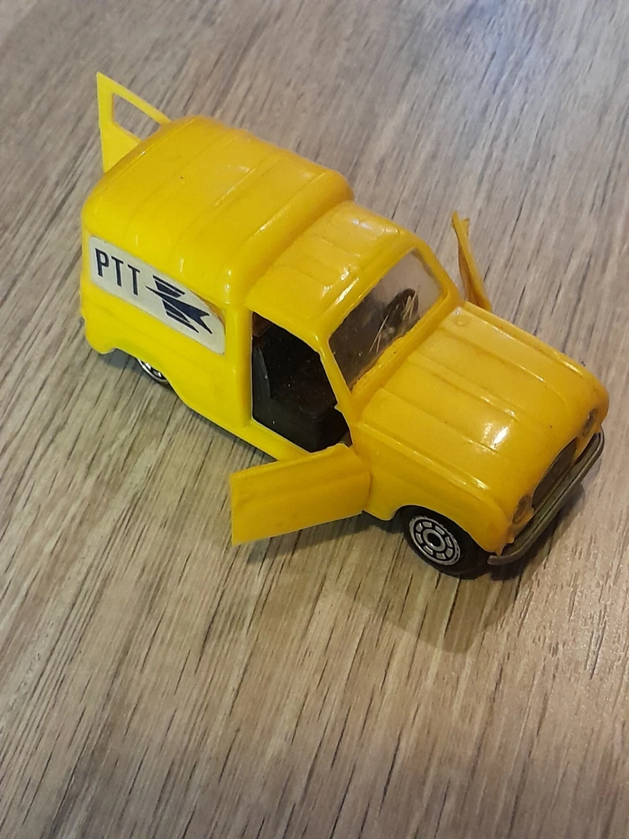 RENAULT 4 CV 1955 1/43 Norev avec boite EUR 52,00 - IT