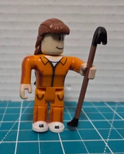 Roblox Jailbreak Girl Inmate with Crow Bar No Codes Mini Figure Toy