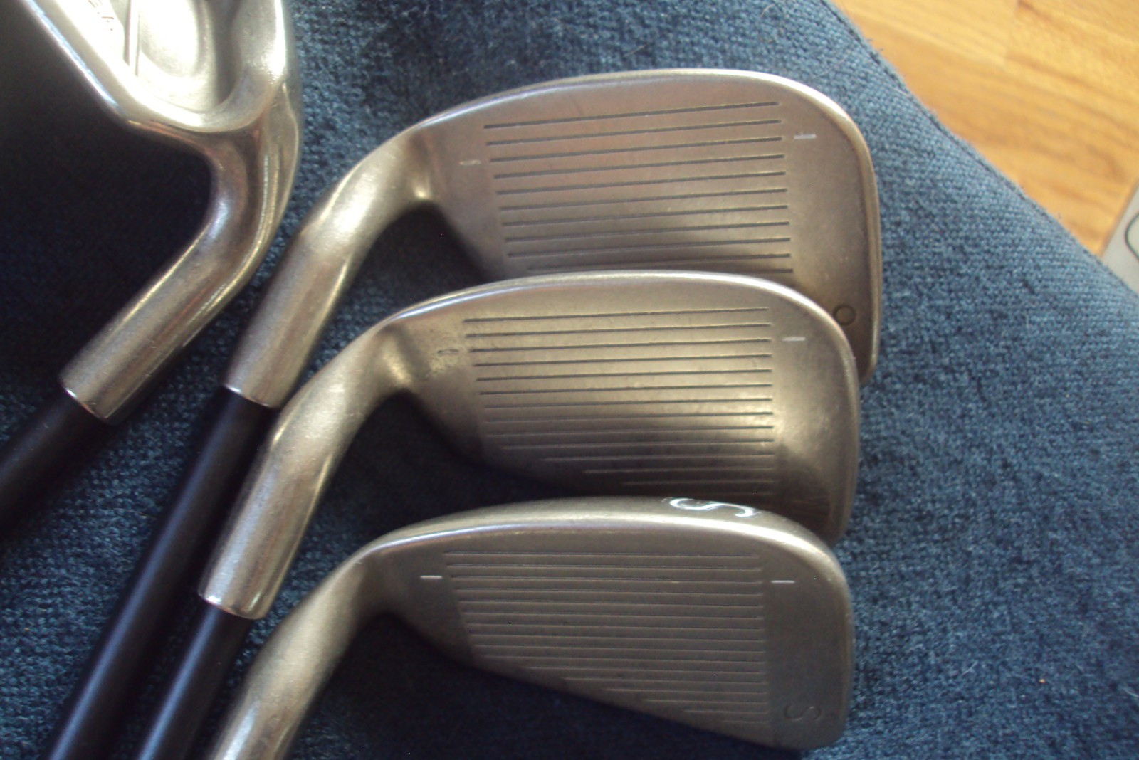 Ping ISI Beryllium Nickel Blue Dot irons 5-PW,SW U44 senior graphite +1/4"