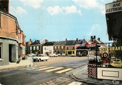 Chilleurs-aux-Bois Place de Romand
