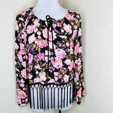 Romeo + Juliet Couture Peasant Top Medium Floral Fringe Cottage Pink Festival 