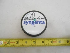 VINTAGE SIGNED NHL HOCKEY HALL OF FAME OFFICIAL PUCK GAME SYNGENTA PLAYER