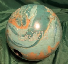 900 Global Cove Bowling Ball 15 lbs Preowned Span 4 5/8 Inches