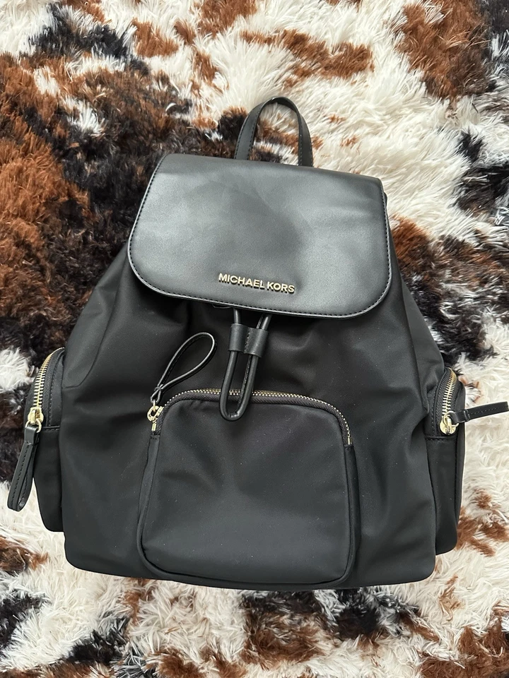 Mochila Michael Kors Abbey  Foto 3 de 4