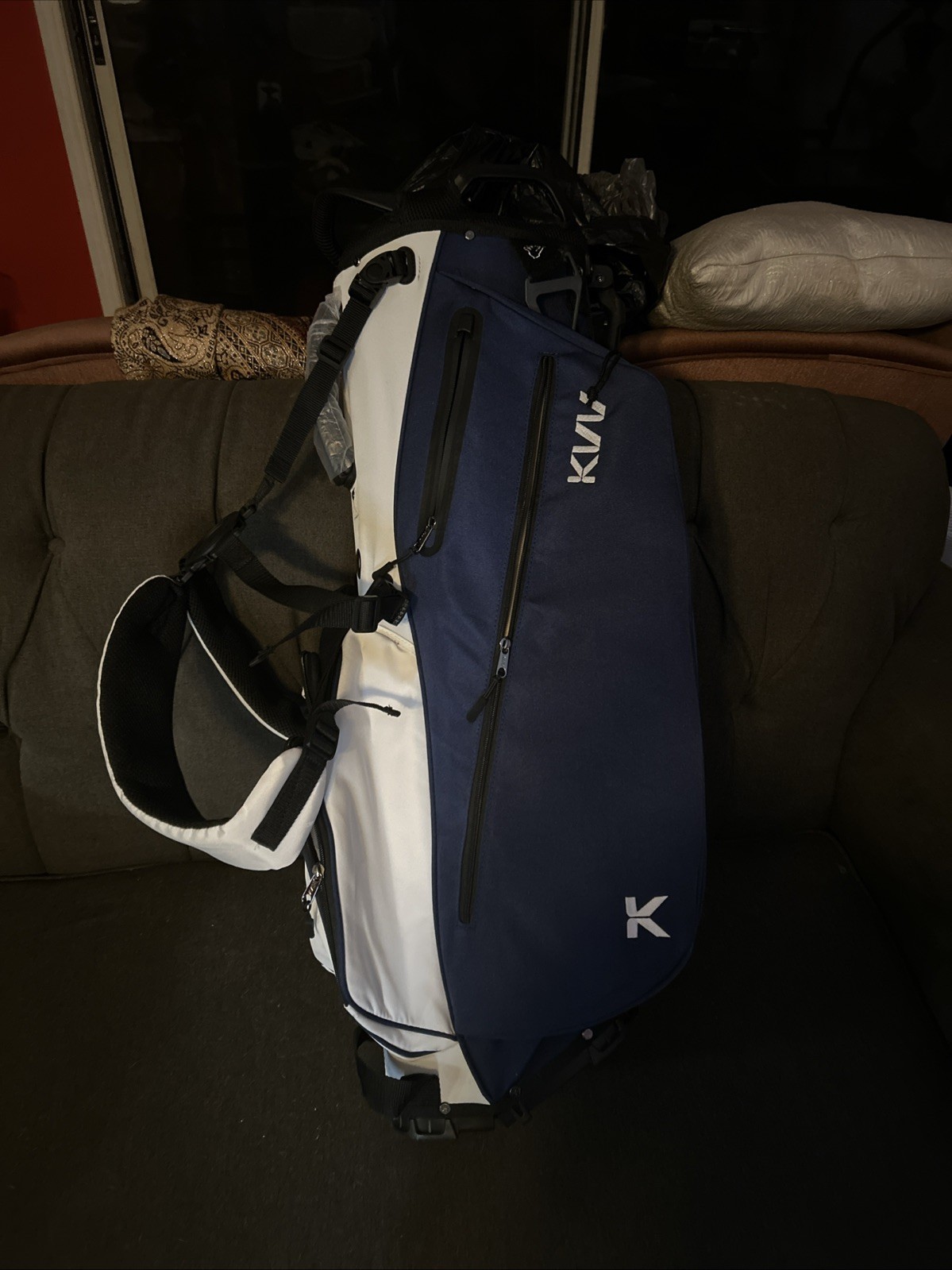 KVV Lightweight Golf Stand Bag with 7 Way Full-Length Dividers, 5 Zippered Po...