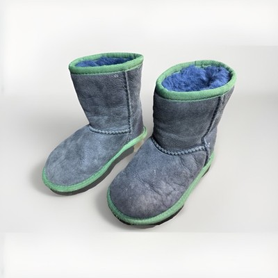 Kids UGG boots size 7