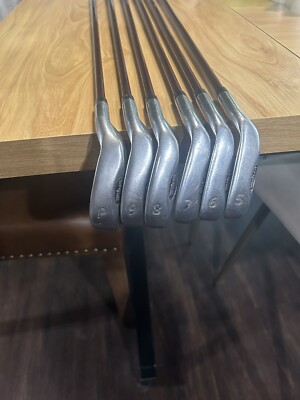 Mens Wilson ProStaff Mens Flex Mid Launch 5-PW Graphite Shaft RH