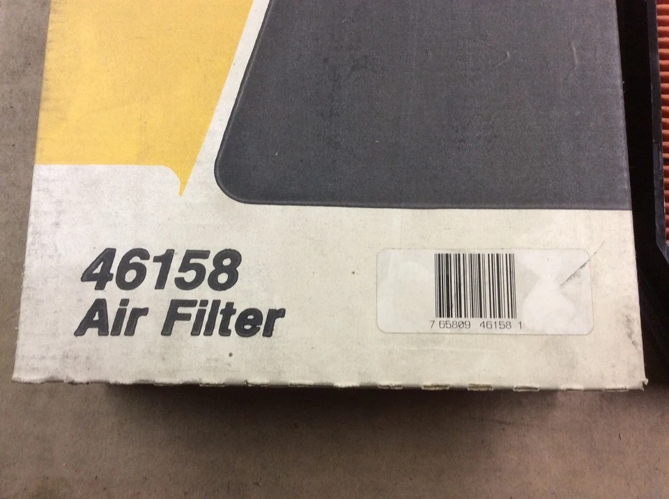 New Wix Air Filter 46158 - Image 2 of 4