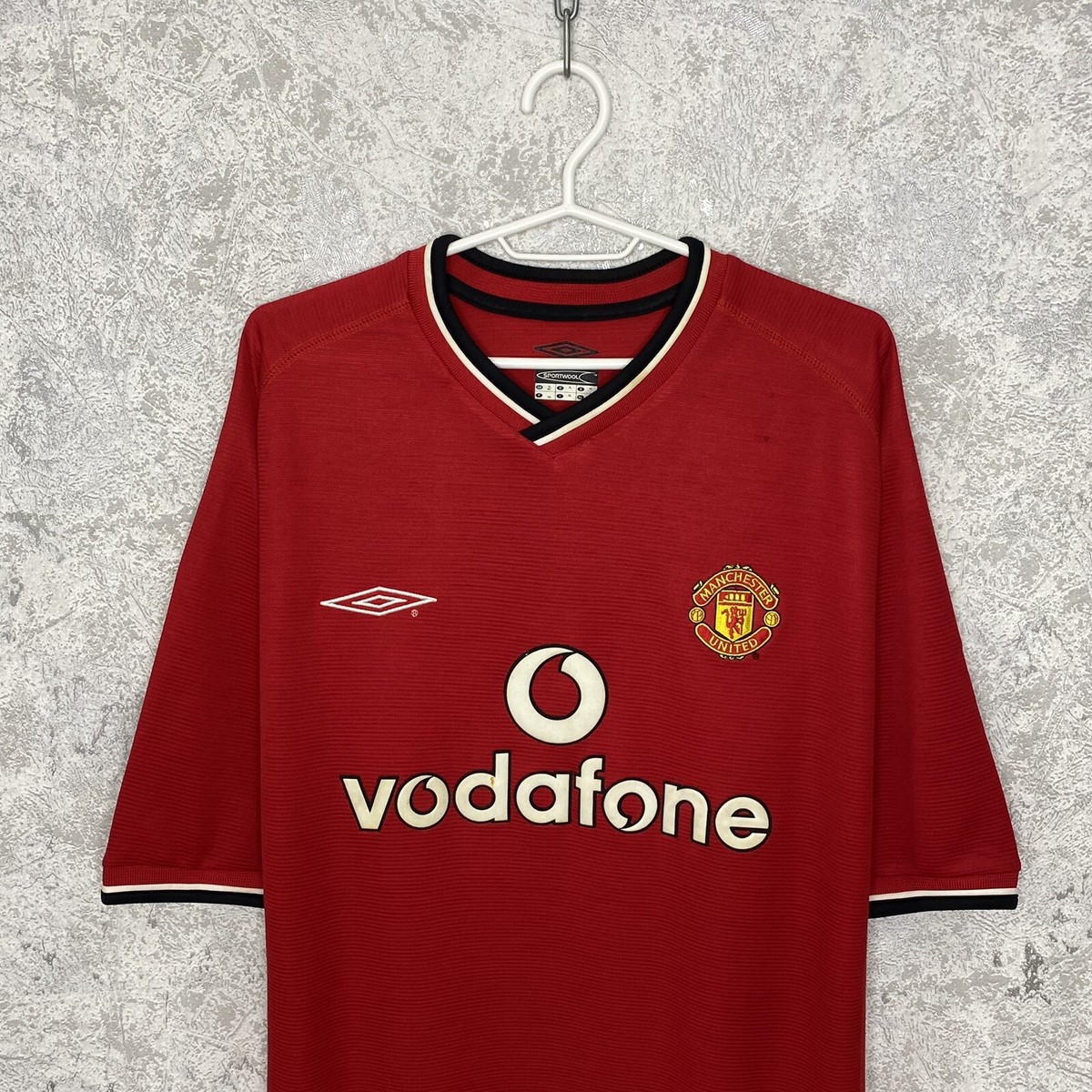 Umbro Manchester United Vintage 2000-02 Home Football Shirt