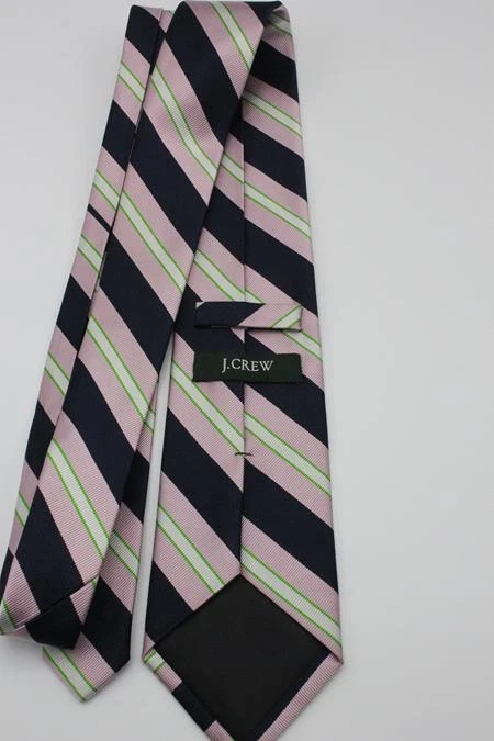 Corbata de seda J CREW. Rosa y azul con rayas verdes y blancas. Foto 3 de 3