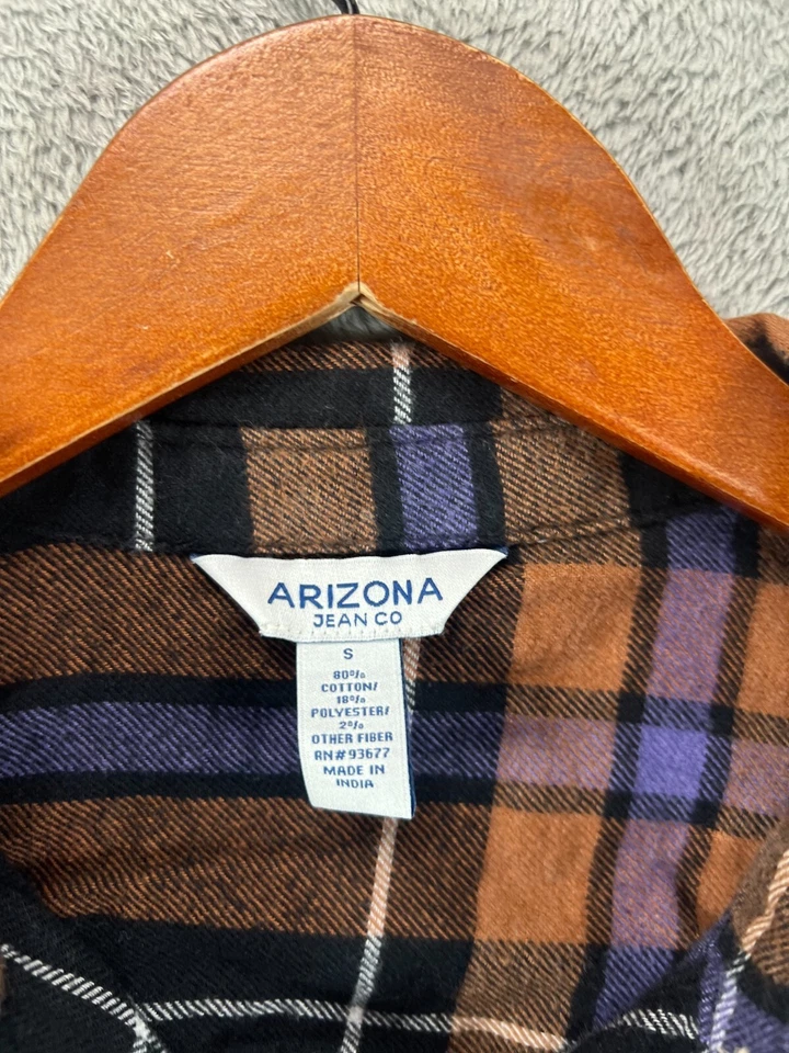 Camisas pequeñas de franela a cuadros de manga larga Arizona para mujer negras marrones con botones punk Foto 4 de 4