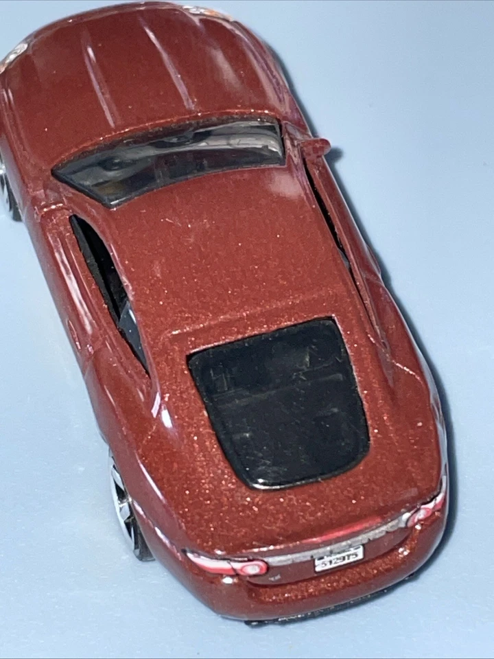 MATCHBOX NEW JAGUAR XK 2006  MAROON - Image 3 of 3