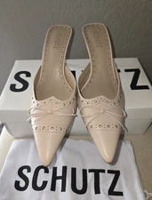 Schutz Minny Nappa Leather Pump / Beige Mules