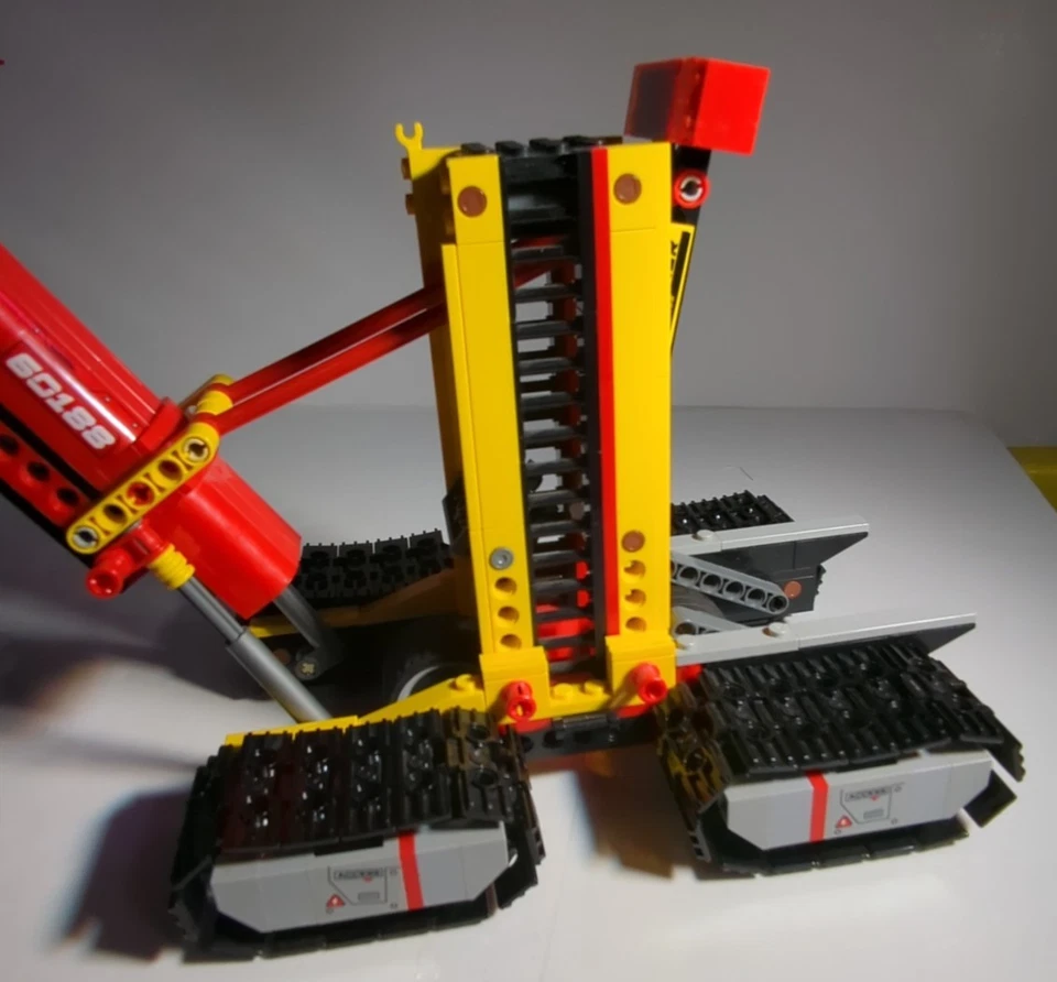 LEGO CITY Excavator only (60188) Mining Experts Site- For Parts Incomplete - Image 2 of 4