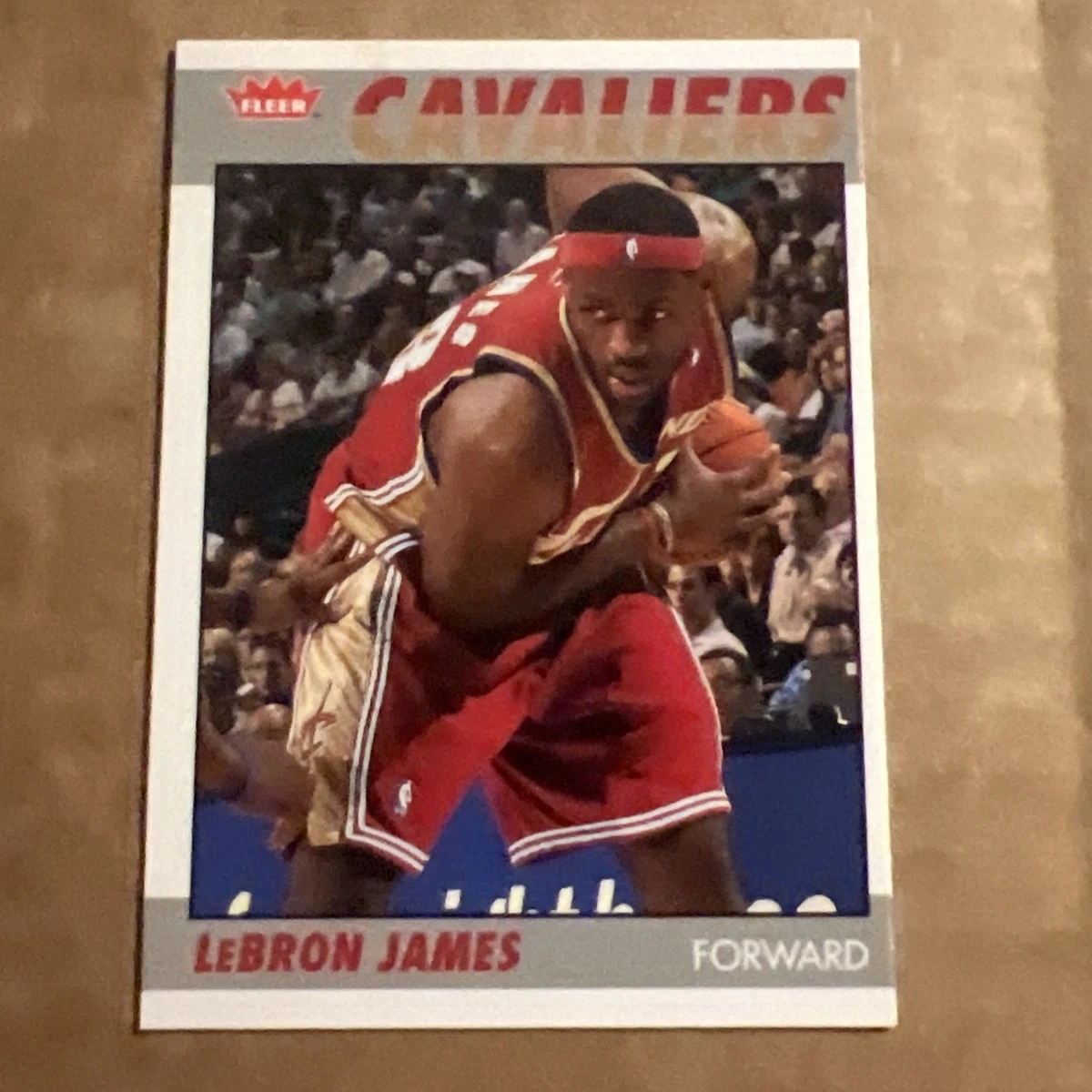 Fleer LeBron James Basketball 2007-08 Season Sports Trading Cards