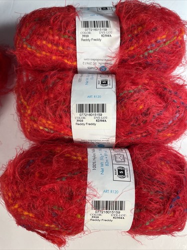 Moda Dea Vixen Soft Fur Yarn Reddy Freddy #3910 4 Skeins Discontinued - Picture 6 of 8
