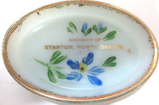 Ancien plateau à bibelots en verre souvenir Stanton Dakota du Nord bleu peint main