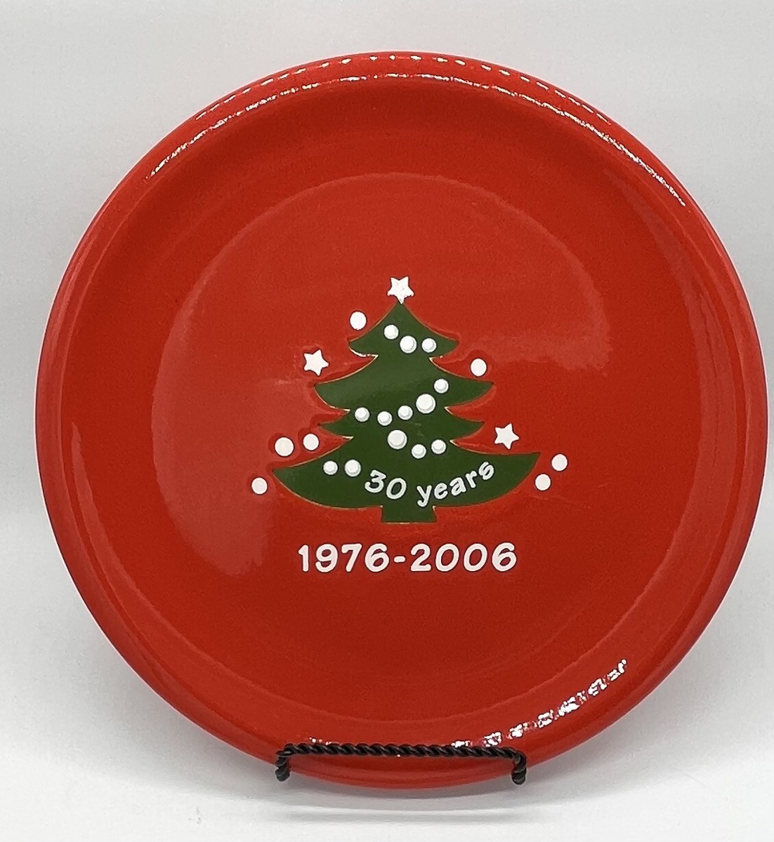 Waechtersbach 30 Years 1976-2006 Red Christmas with Tree 10” Plate