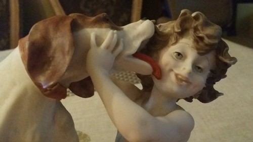 VINTAGE G. ARMANI CHILD AND DOG SCULPTURE FIGURINE MADE IN ITALY - Picture 4 of 6