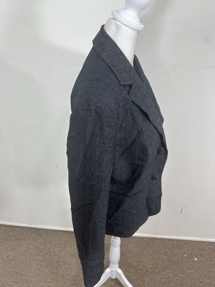 Jones Wear Women’s Gray Color Long Sleeve Jacket Size 4  - Image 3 of 4