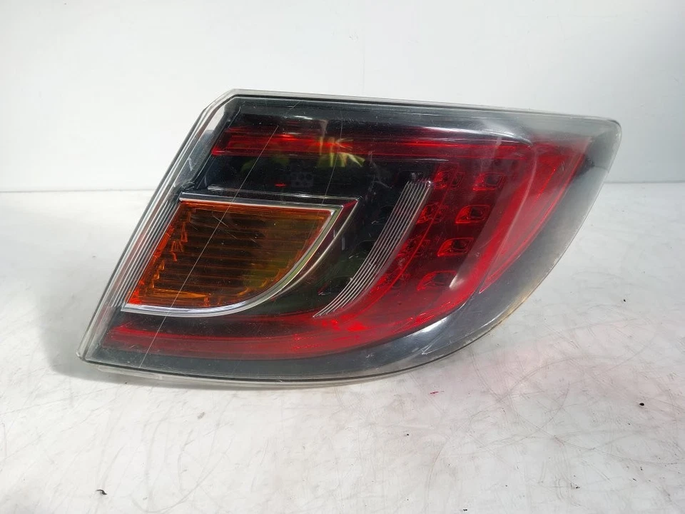 2009 MAZDA 6 RHD FEU ARRIÈRE/ARRIÈRE SUR CARROSSERIE CÔTÉ DROIT GS1F-51150 - Photo 1/4