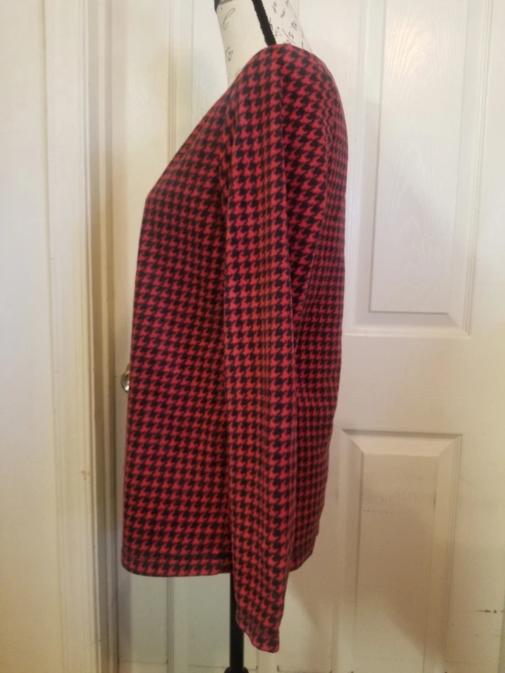 Basic Editions Women Medium Thermal Top Fleece Velour Red Black Houndstooth EUC  - image 3 of 4