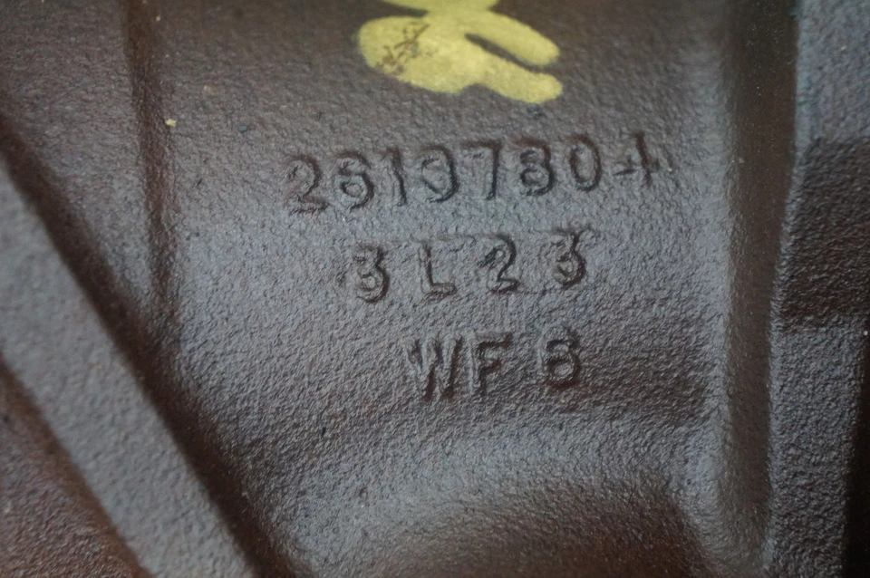 Power Steering Gear Box Assembly OEM 26137804 Chevrolet Silverado 3500 2011-2016 - Image 2 of 4