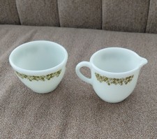 Vintage Corning Pyrex Crazy Daisy/Spring Blossom Creamer & Sugar Bowl, No Lid