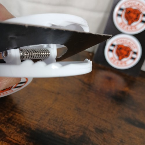 4 NFL Chicago Bears Magnetic Bag Clips (2 Packs Of 2EA) DA BEARS BRAND NEW - Picture 7 of 8