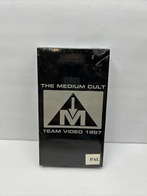 THE MEDIUM CULT TEAM VIDEO 1997 NEW SEALED FILM OF THE YEAR AGGRESSIVE SKATING