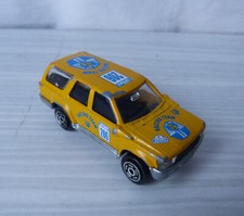 #Véhicule miniature# Majorette Toyota Runner / N° 276 - Ech 1/58 / Racing Team