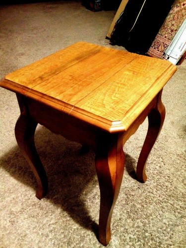 ETHAN ALLEN LEGACY GEORGIAN COURT END TABLE, PULLOUT TRAYS - Picture 2 of 11