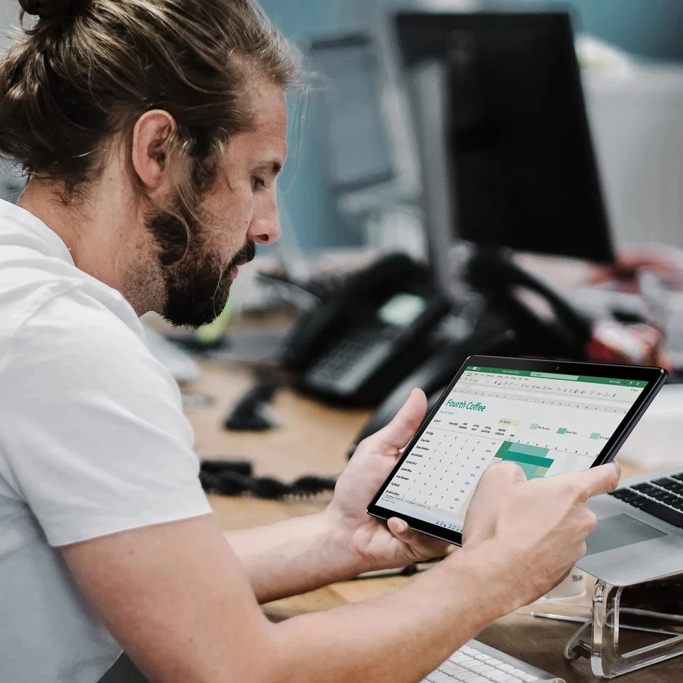 Android 10 Tablet 10.1 Inch 2GB RAM 64GB ROM Quad Core Processor HD IPS Screen - Image 3 of 4