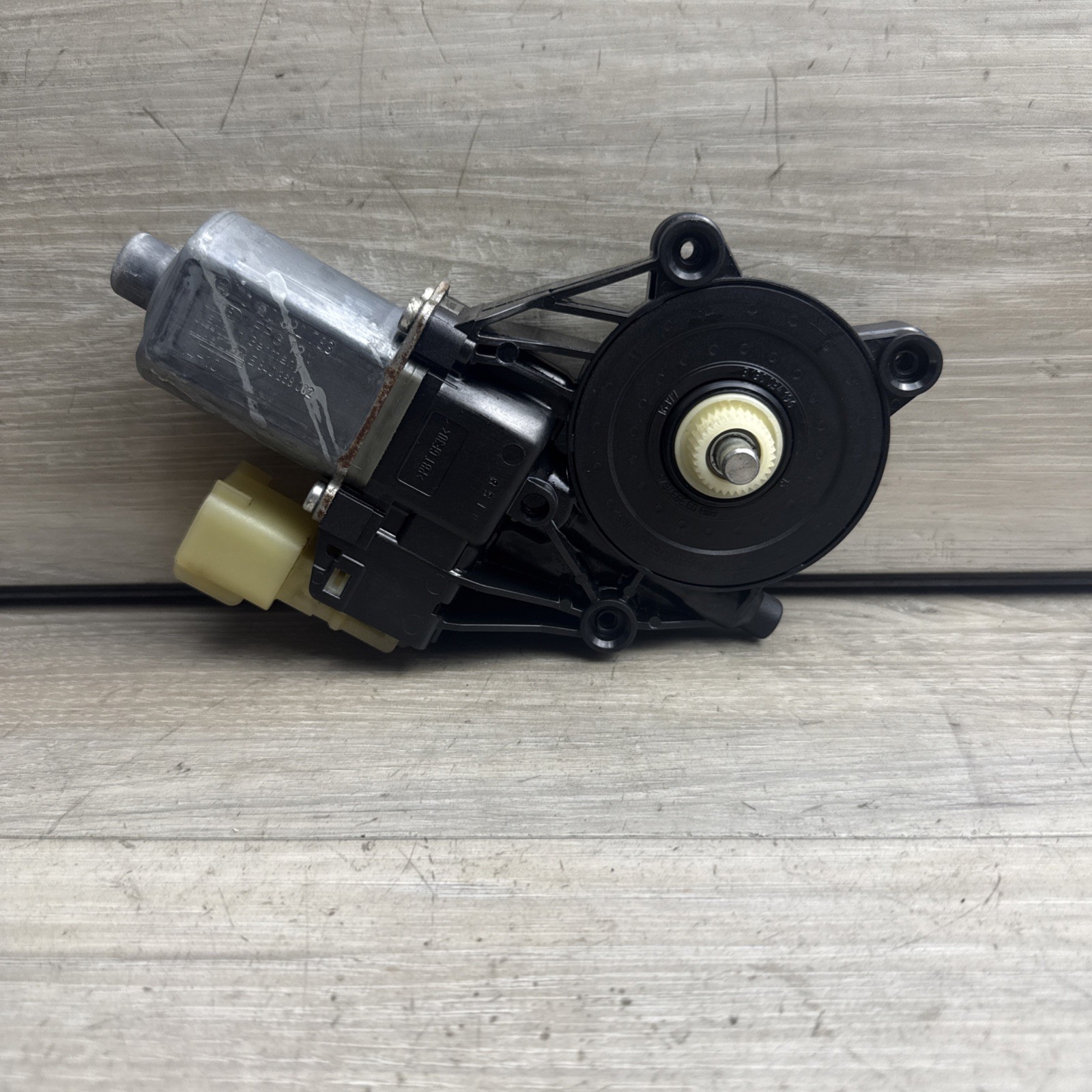 ✅ 14-22 Maserati Ghibli S Levante Front Right Side Window Regulator Motor OEM ✅