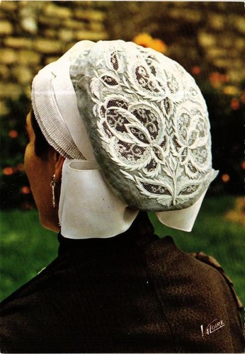 CPM Coiffe Tourangelle: Motorhaube Brode FOLKLORE (753113)