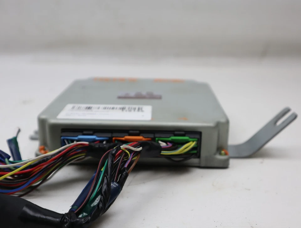 Calculateur moteur occasion SUBARU IMPREZA I Phase 1 PLUS - 1.6i - - Photo 2/4