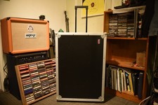 Gator Cases DJ Flight Case with Wheels and Handle   Fits Pioneer / Denon Control