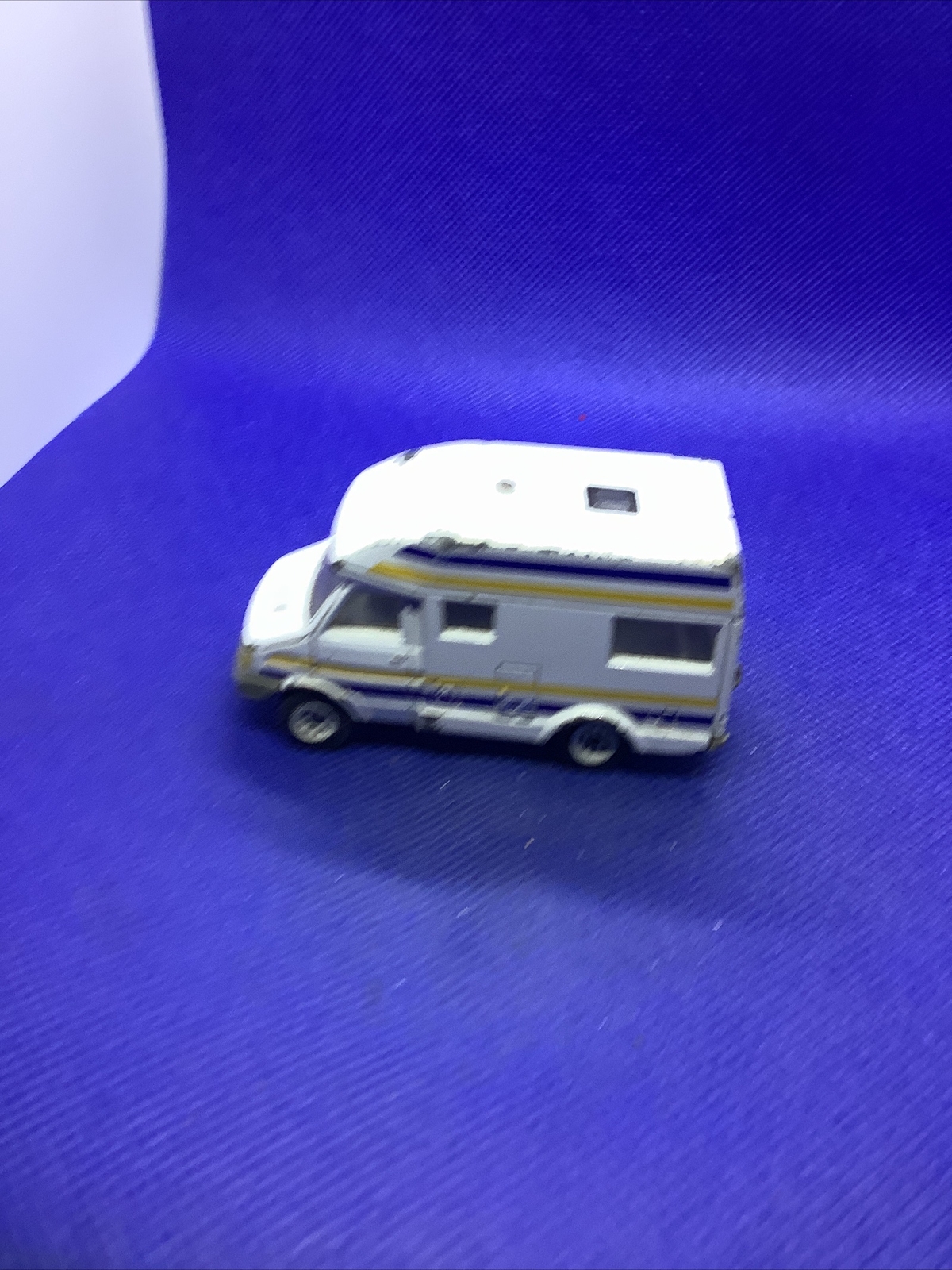 Picture 3 of 5