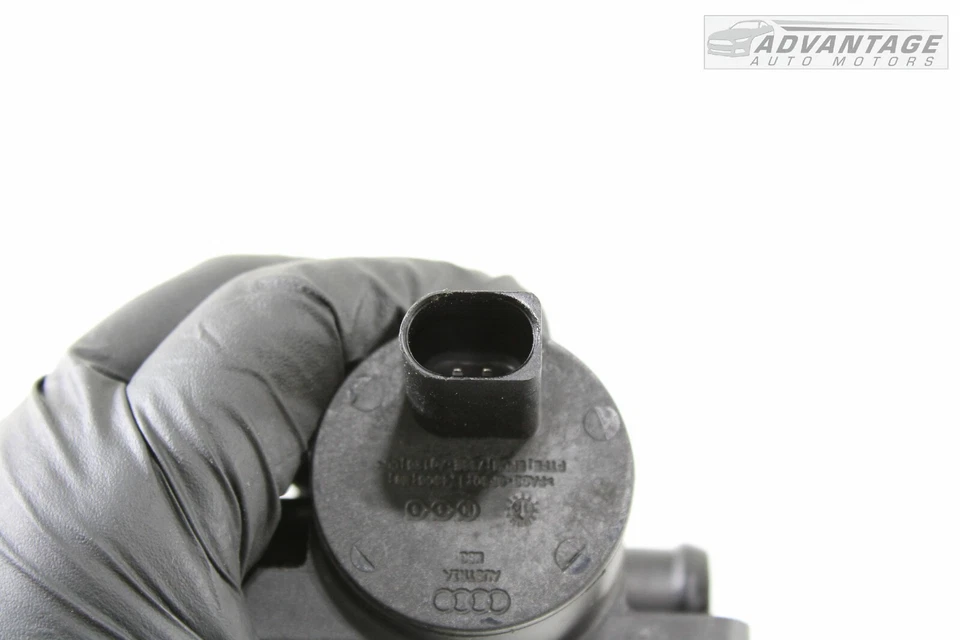AUDI A8 2011-2012 LARGO 4,2 L GASOLINA QUATTRO AUXILIAR REFRIGERANTE BOMBA DE AGUA OEM Foto 4 de 4