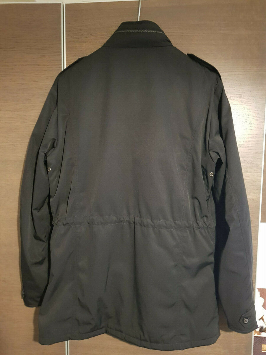 Giorgio Armani Collezioni Jacket - Water Repellent / Sz 54 Giorgio Armani Collezioni Jacket - Water Repellent / Sz 54