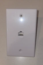 1 New Ethernet Wall Plate CAT6 1-Port RJ45 Single Gang Network Female White