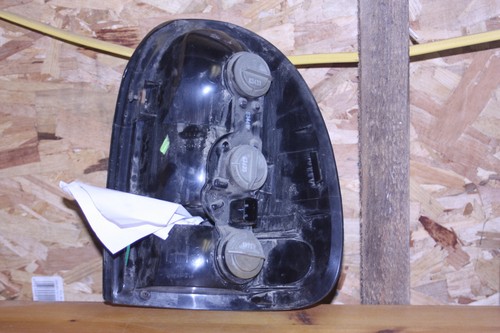 1999 Chrysler Voyager Left Driver Side Tail Light Used (Small Crack) - Picture 11 of 11
