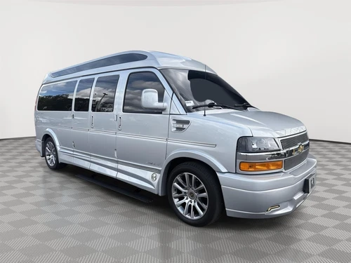 2022 Chevrolet Express 