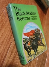The Black Stallion Returns  by Walter Farley HB with dust jacket