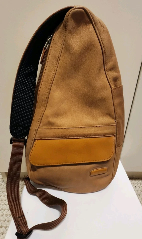 Nuevo L.L. Mochila con una correa de cuero granulado marrón coñac Bean Ret. $235 Foto 4 de 4