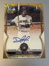 2023 Bowman Chrome Daniel Guilarte Prospect Autograph Gold Wave Refractor 31/50